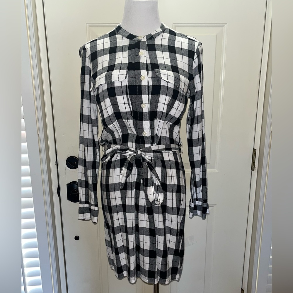 Gap Size Medium Black and White Buffalo Plaid Flannel Women's Shirt Dress